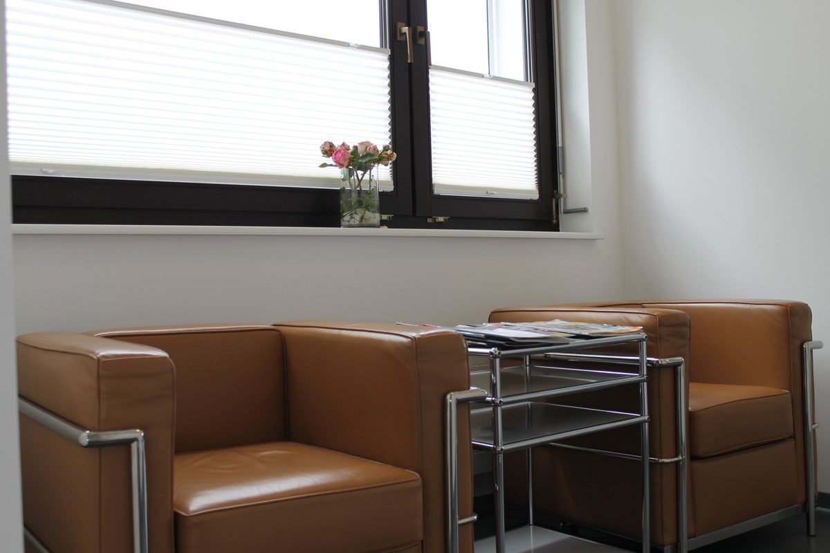 Wartezimmer Physiotherapie Weiskopf Köln-Junkersdorf