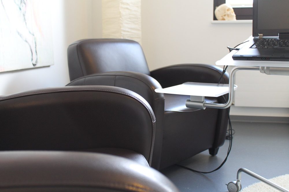 Behandlungsraum Physiotherapie Weiskopf Köln